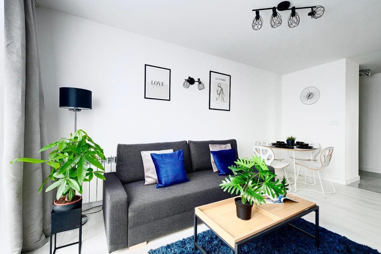 Warsaw Inside Solec With Private Parking Apartment Exterior photo