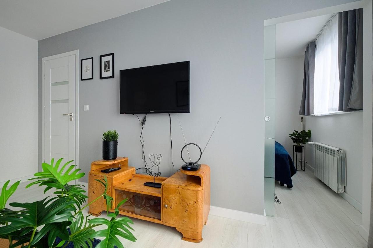 Warsaw Inside Solec With Private Parking Apartment Exterior photo