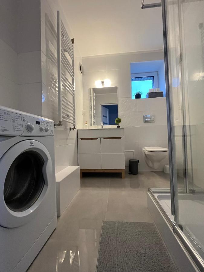 Warsaw Inside Solec With Private Parking Apartment Exterior photo